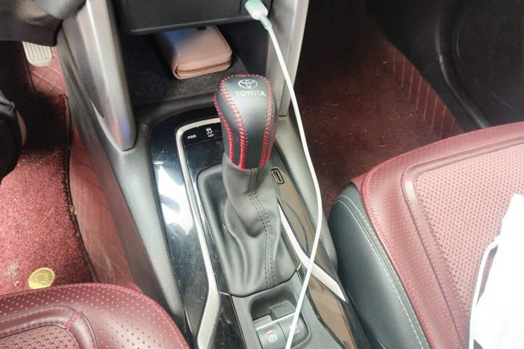 Used Toyota FRONTLANDER 2022 2.0L CVT Luxury PLUS Edition
