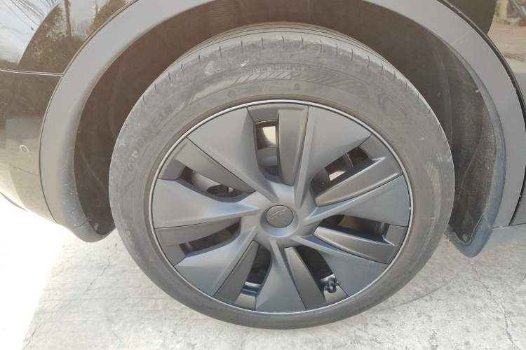 Used Tesla Model Y 2023 Rear-Wheel-Drive Version