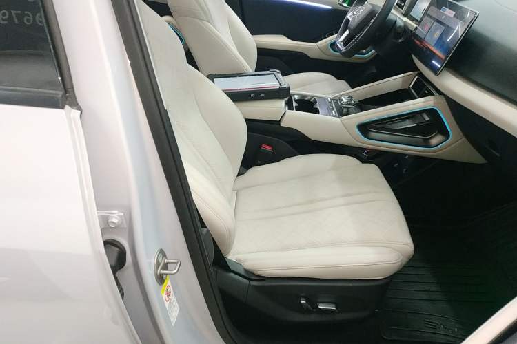 Used BYD Yuan UP 2024 401KM Beyond Edition