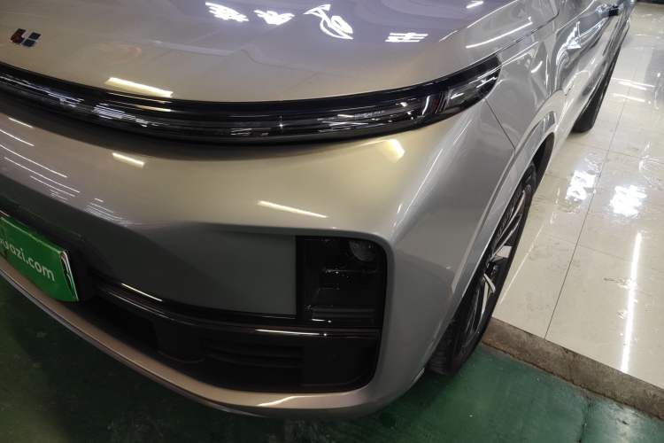 Used Li Auto L8 2023 Pro Model
