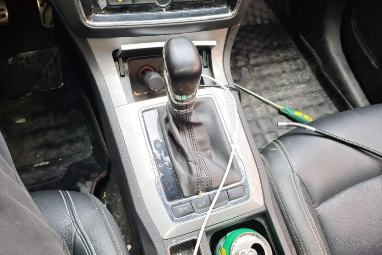 Used Roewe RX5 2016 20T Two-Wheel Drive Automatic Flagship Edition