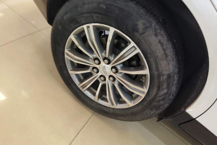 Used Cadillac XT5 2016 28T Four-Wheel Drive Luxury Model
