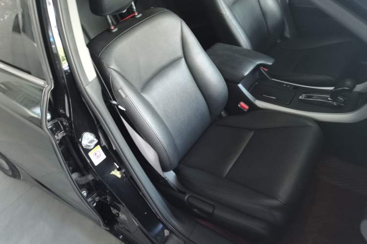 Used Honda Accord 2015 2.0L LX Comfort Edition