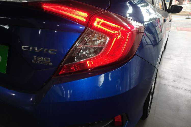 Used Honda Civic 2016 180TURBO CVT Comfort Version