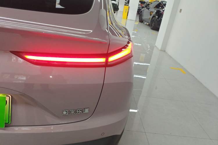 Used ONVO L60 2024 60 kWh Rear-Drive Version Right Rear Taillight