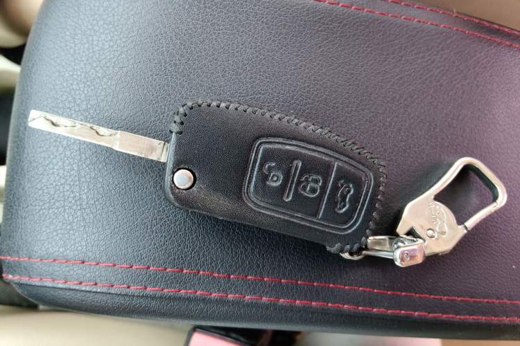 Used Ford Focus 2013 Sedan Classic 1.8L Manual Base Model Vehicle Key