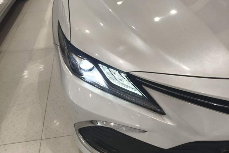 Used Toyota Camry 2021 2.0G Luxury Edition