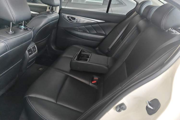 Used Infiniti Q50L 2015 2.0T Enjoyment Edition