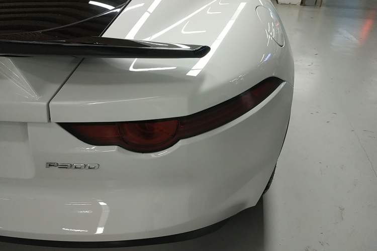 Used Jaguar F-TYPE 2019 2.0T Hardtop Version
