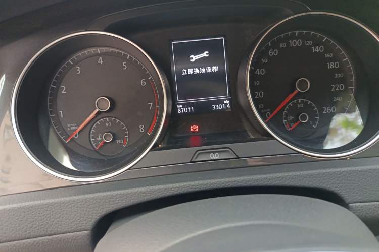 Used Volkswagen Golf 2017 230TSI Automatic Luxury Million-Vehicle Commemorative Edition