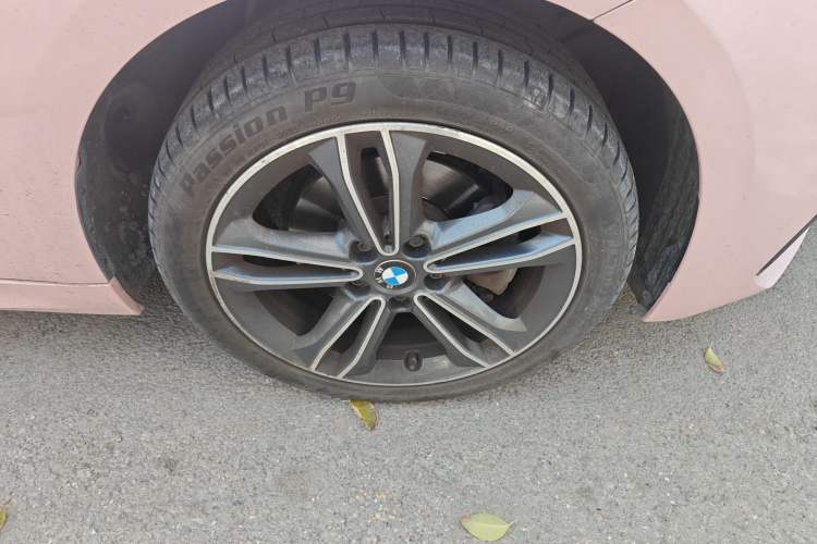 Used BMW 1 Series 2021 120i M Sport Edition Right Front Wheel Hub