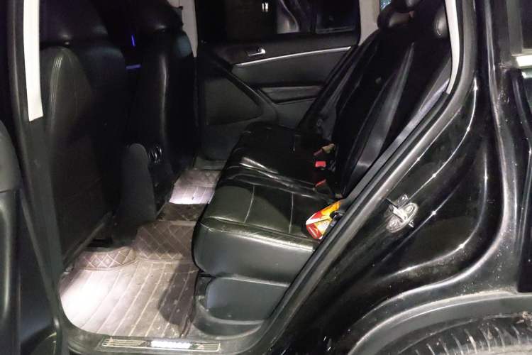 Used Volkswagen Tiguan 2015 1.8TSI Automatic Two-Wheel Drive Luxury Model Left Rear Seat