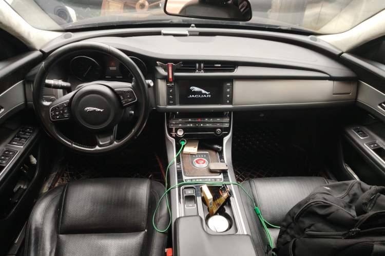 Used Jaguar XFL 2017 XFL 2.0T 240PS Luxury Edition Center Console