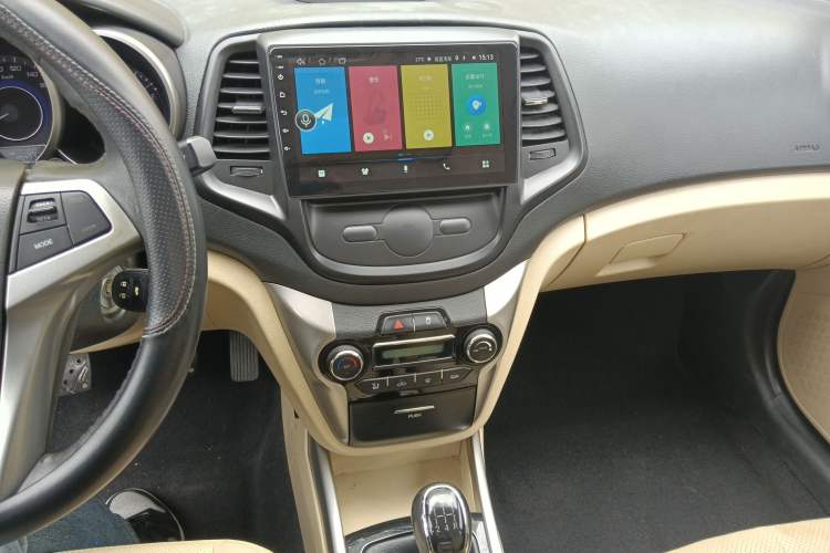 Used CHANGAN Eado 2014 1.6L Manual Luxury Model Audio And AC Panel