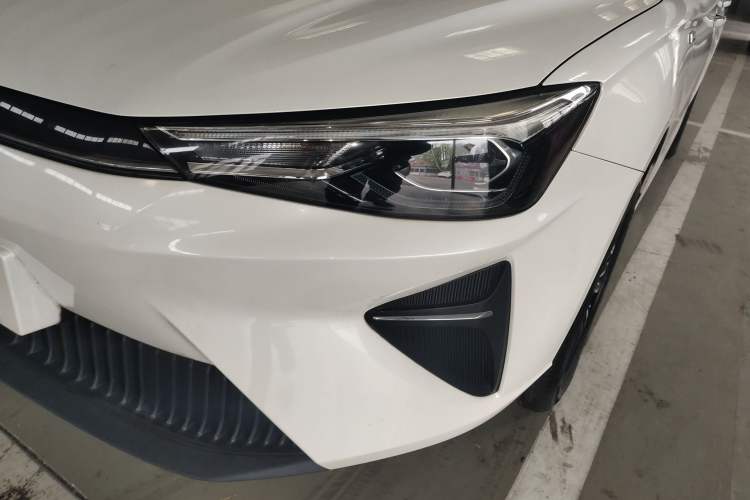 Used Roewe Ei5 2021 500 Prestige Edition Left Front Headlight