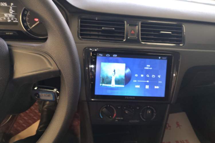 Used Skoda Rapid Spaceback 2016 Revised Version 1.6L Automatic Front-Drive Edition