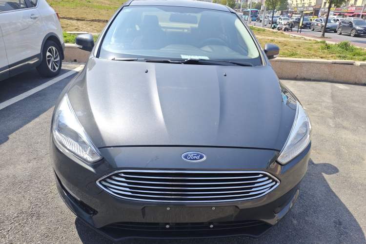 Used Ford Focus 2015 Sedan 1.6L Manual Comfort Model