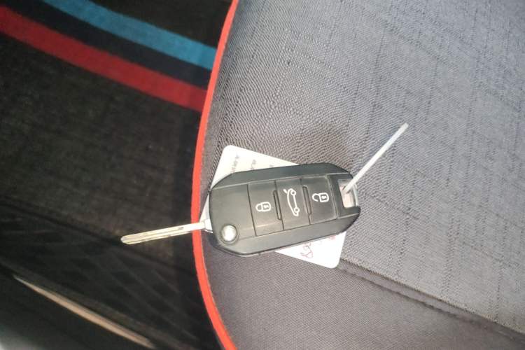 Used Peugeot 2008 2014 1.6L Automatic Fashion Edition