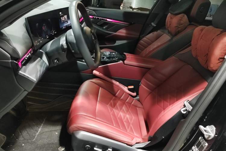 Used BMW i5 2024 eDrive 35L Prestige Luxury Package