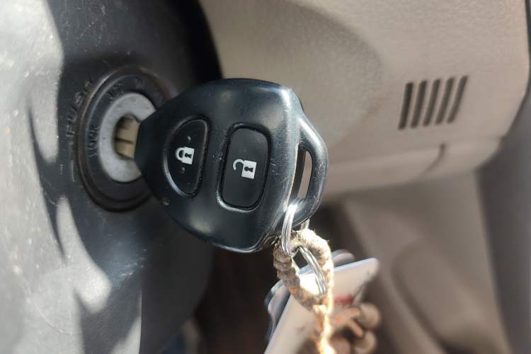 Used Toyota Corolla 2011 1.8L Manual GL-i Vehicle Key