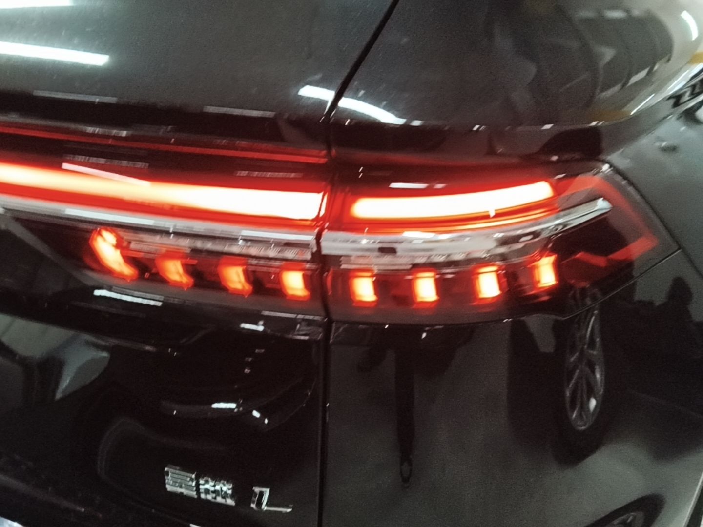Geely Auto Monjaro L 2026 Model 2.0TD DCT Changfeng Yue Shan Edition — снимка 9