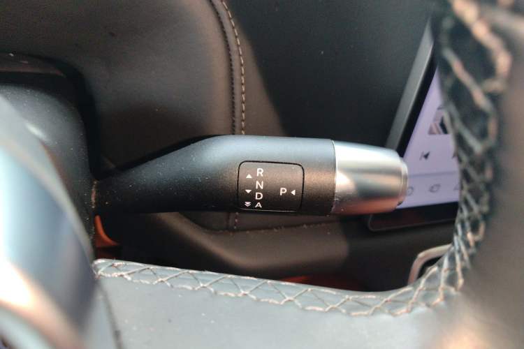 Used Li Auto L7 2024 MAX Model Gear Lever