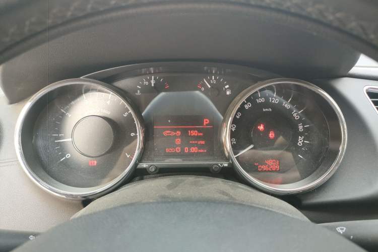 Used Peugeot 3008 2015 1.6THP Automatic Trend Edition
