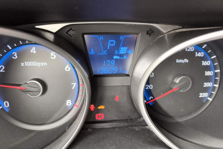 Used Hyundai ix35 2015 2.0L Automatic 2WD Smart Version China V Standard
