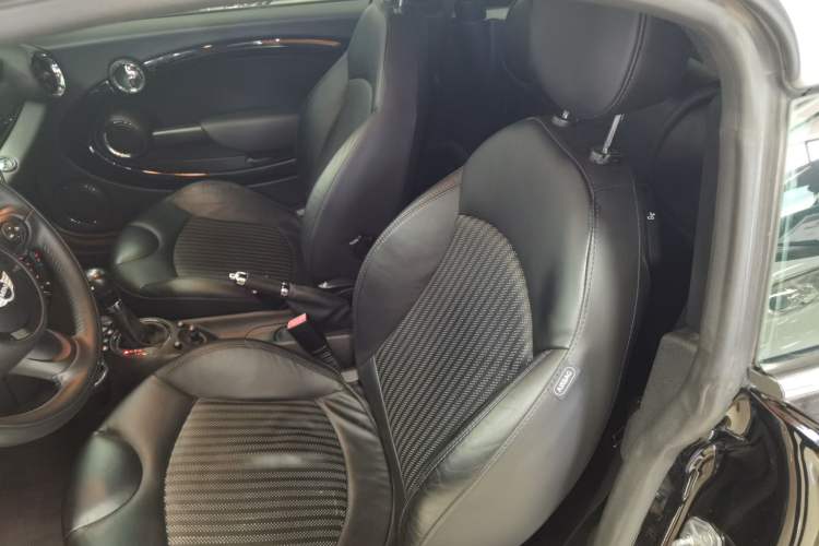 Used MINI Coupe 2012 1.6L COOPER
