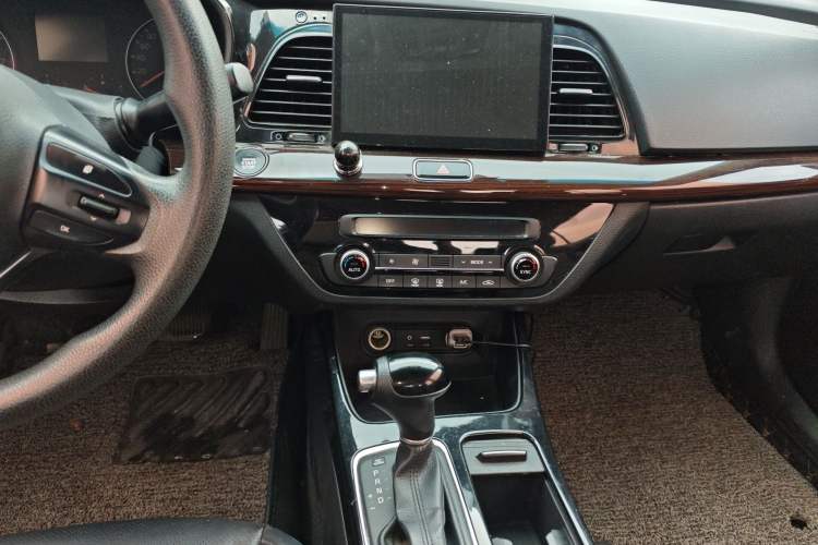 Used Kia K4 2015 1.8L Automatic GLS Special