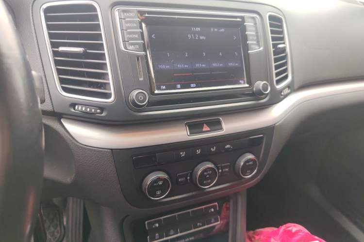 Used Volkswagen Sharan 2016 380TSI Comfort Edition 7-Seater
