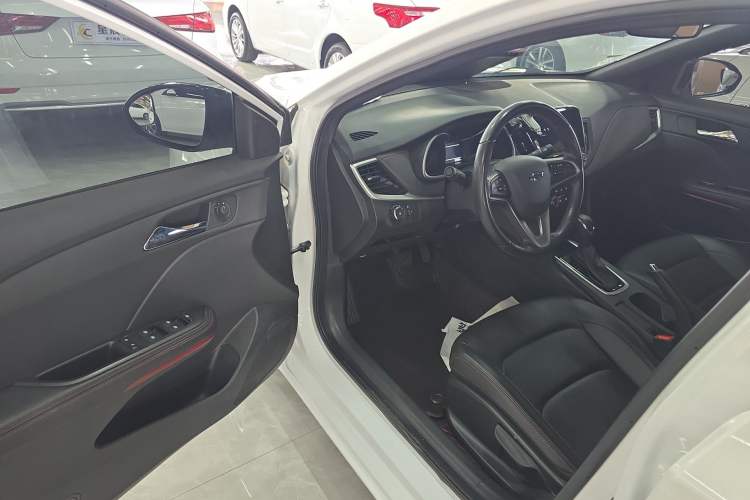 Used Chevrolet Monza 2022 Light Hybrid RS 330T Automatic Comfort Edition
