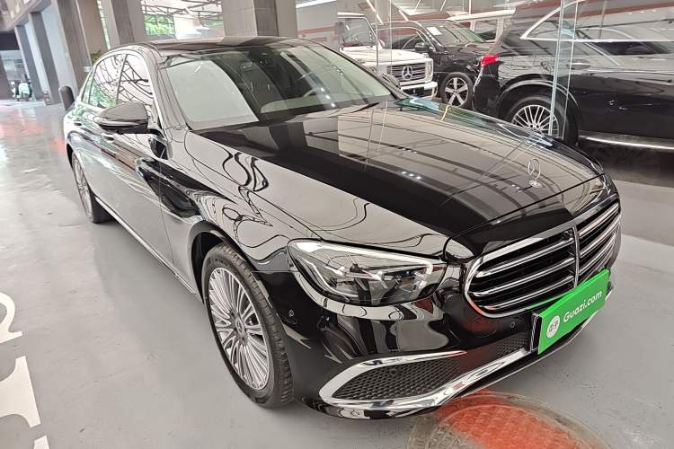 Used Mercedes-Benz E-Class 2023 Updated E 300 L Fashion Edition Front Right 45 Deg