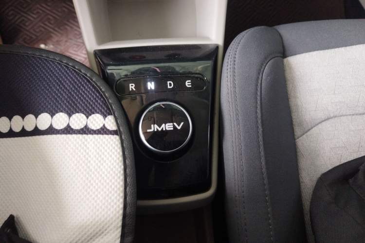 Used JMEV Xiao Qilin 2024 201km Comfort Version Gear Lever