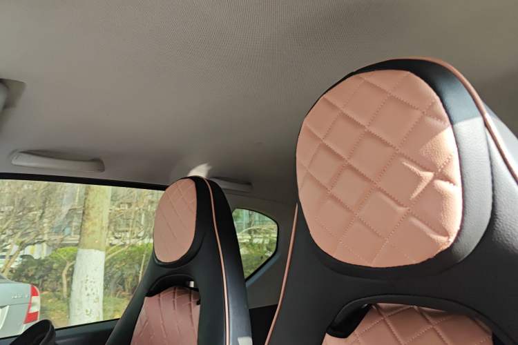 Used Wuling Hongguang MINIEV 2022 Macaron Premium Model – Lithium Ternary Battery