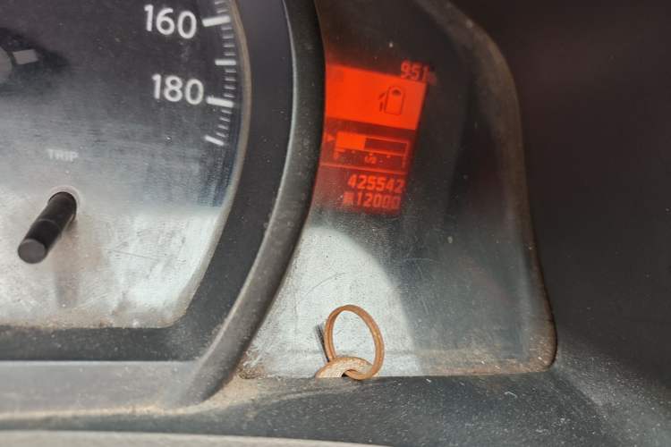 Used Nissan NV200 2014 1.6L Manual Luxury Model China V Standard