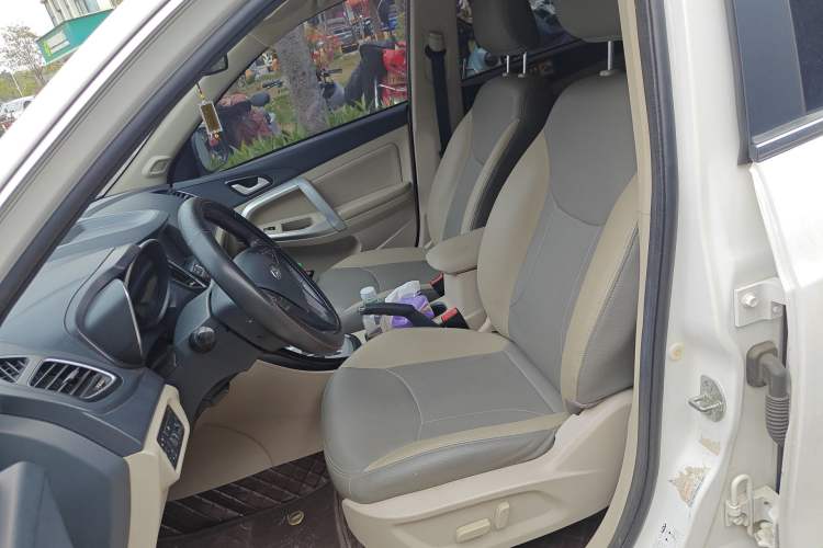 Used Chery Tiggo 5 2014 2.0L CVT Family Deluxe Edition Left Front Seat