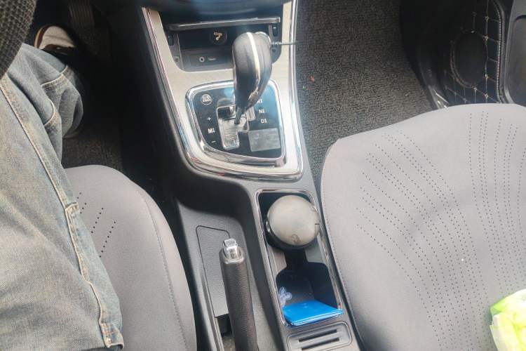 Used Baojun 560 2016 1.8L iAMT Luxury Model
