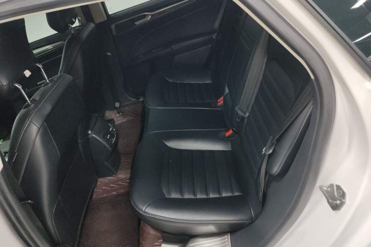Used Ford Mondeo 2020 EcoBoost 180 Stylish Model Left Rear Seat