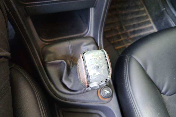 Used Peugeot 308 2013 1.6L Manual Fashion Model