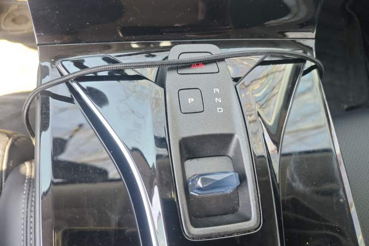 Used Dongfeng Aeolus Mage 2023 DH-i 1.5T Luxury Edition