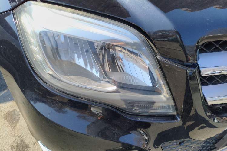 Used Mercedes-Benz GLK-Class 2013 GLK 300 4MATIC Dynamic Sunroof Model Right Front Headlight