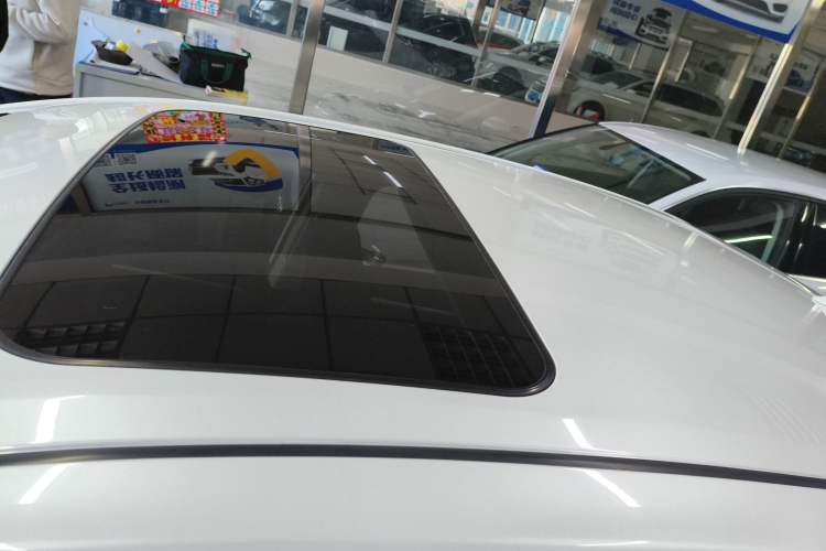 Used Toyota Levin 2016 1.6G CVT Elite Edition Roof