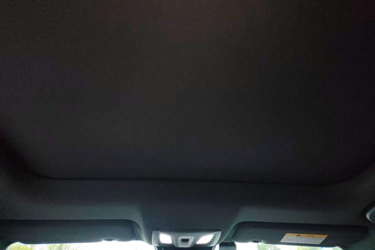 Used CHANGAN UNI-V 2022 1.5T Prestige Version Headliner