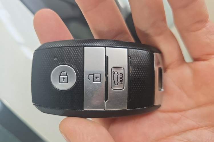 Used Kia K3 2016 1.6L Automatic GLS
