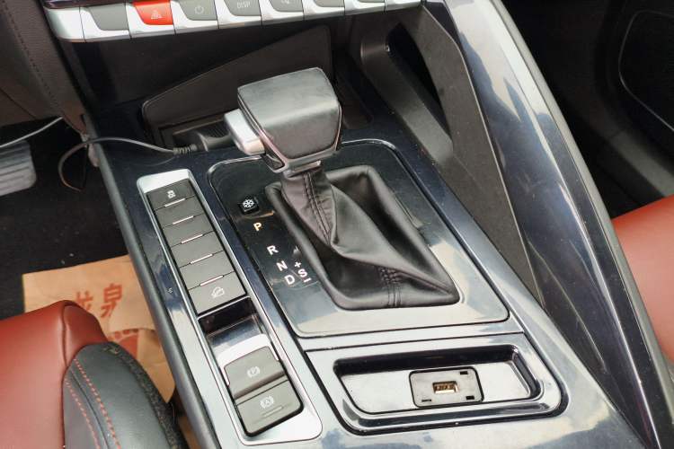 Used FORTHING T5 2018 300T DCT Zhiyue Trim
