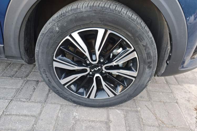 Used Kia kx1 Stonic 2021 1.4L CVT Fun Edition