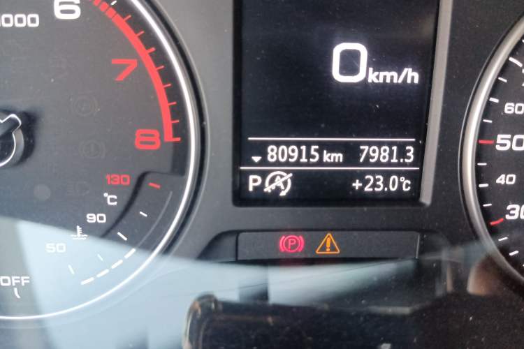 Used Audi A3 2020 Limousine 35 TFSI Ambition China VI Odometer Close Up