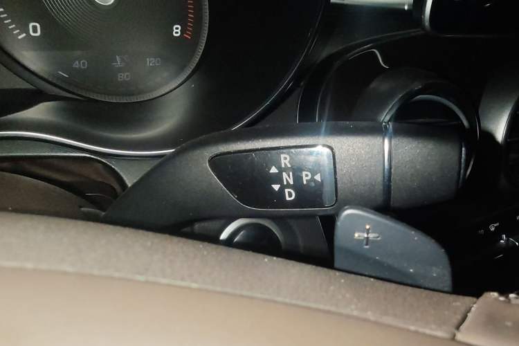 Used Mercedes-Benz GLC 2017 GLC 260 4MATIC Luxury Model