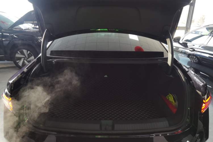 Used Volkswagen Passat 2025 Pro 380TSI Dragon Glory Edition